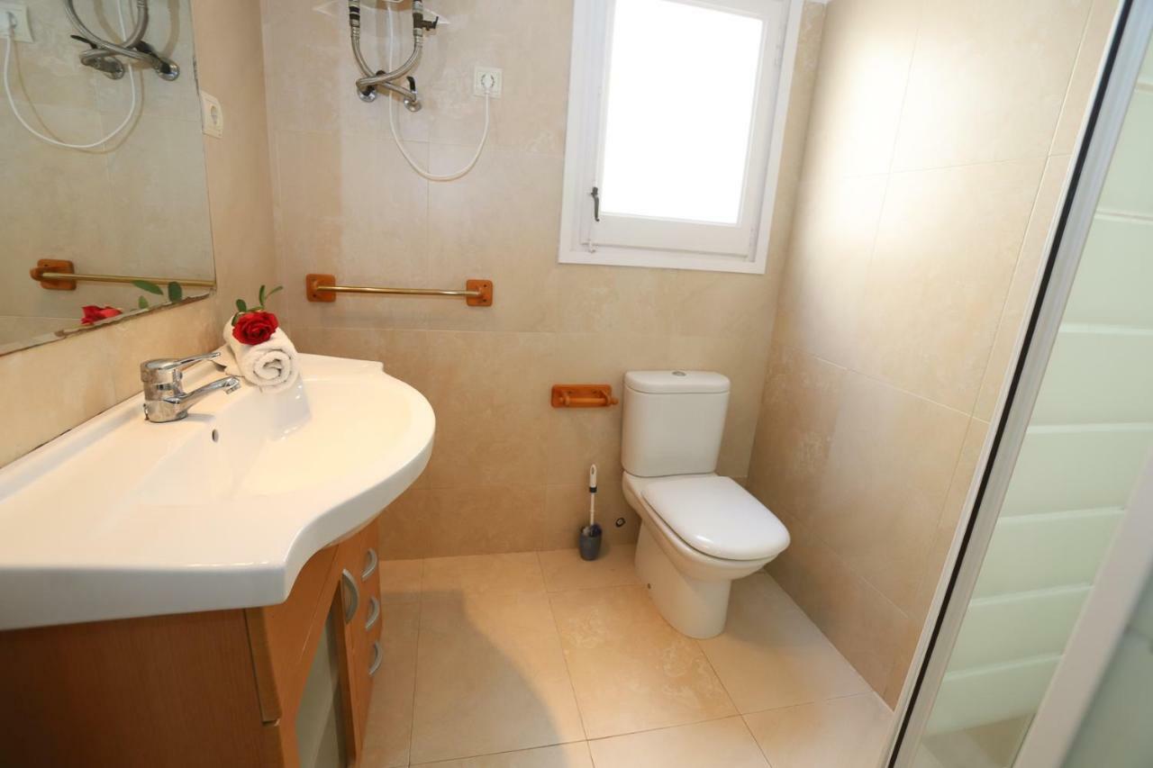 Costa Daurada Apartaments - Costa Azul Luxe 살루 외부 사진